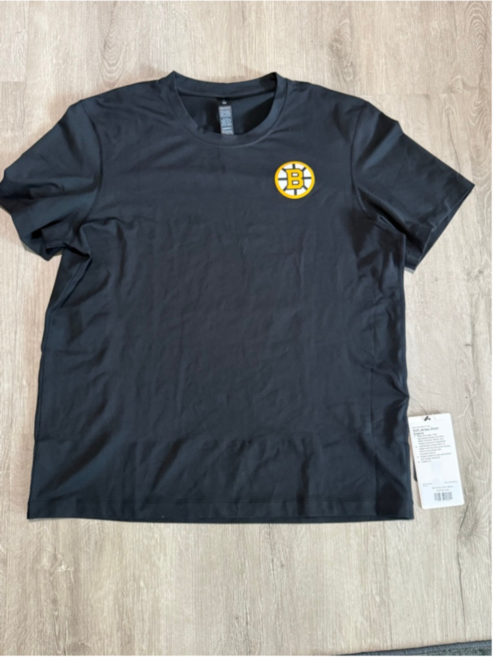 Men's Lululemon Black Boston Bruins shirt Large